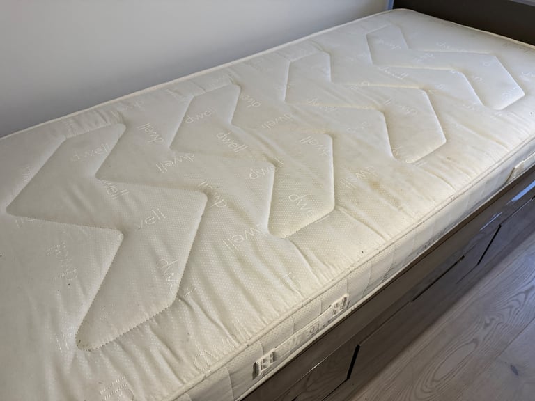 FREE DELIVERY DWELL GREY GLOSS TRUNDLE BED WITH 2 MATTRESSES GOOD CONDITION
