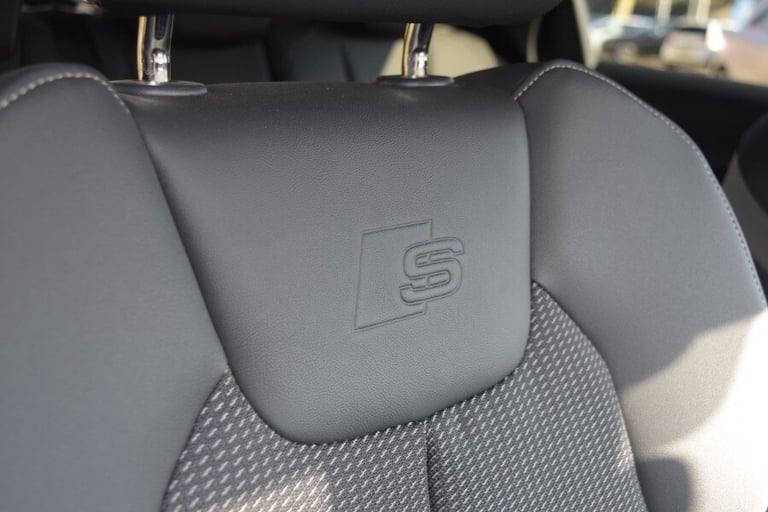  Audi A1 Sportback 1.0 Tfsi 30 Black Edition Sportback S Tronic Petrol