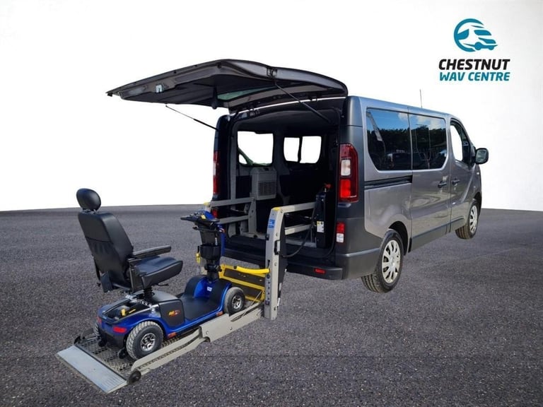 Renault Trafic WAV Wheelchair Access 5 Seats SWB L1H1 22K Flat Floor 2019 No VAT
