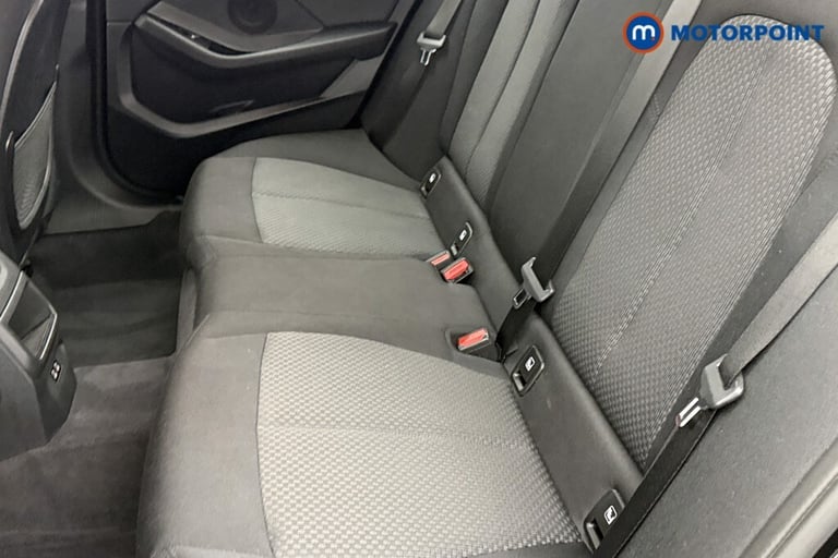 2024 BMW 1 Series 118i [136] SE 5dr Step Auto [Live Cockpit Pro] Hatchback Petrol Automatic