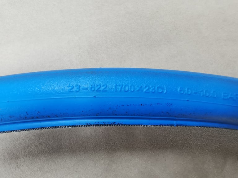 Schwalbe Insider Indoor Training Tyre 700 x 23c for Road Bike 