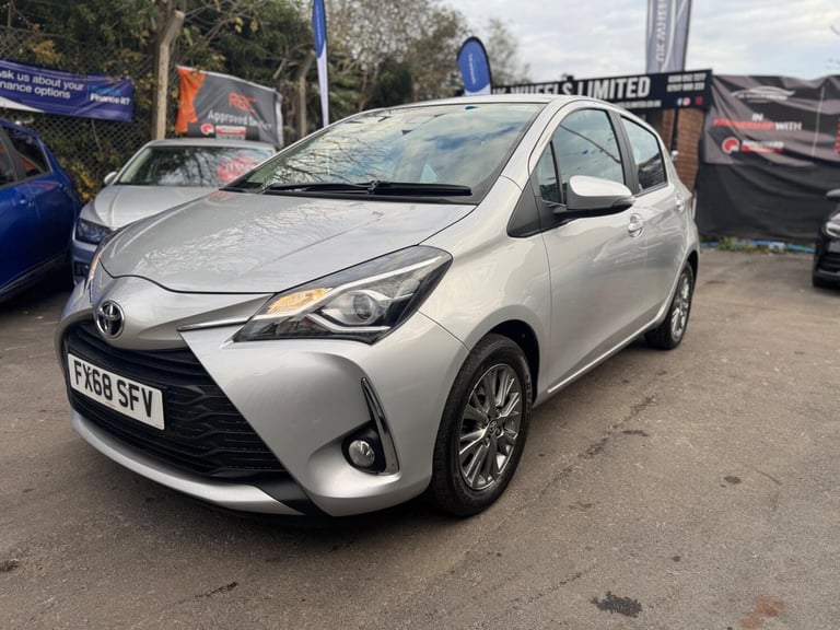 2018 Toyota Yaris 1.5 VVT-i Icon CVT Euro 6 5dr HATCHBACK Petrol Automatic