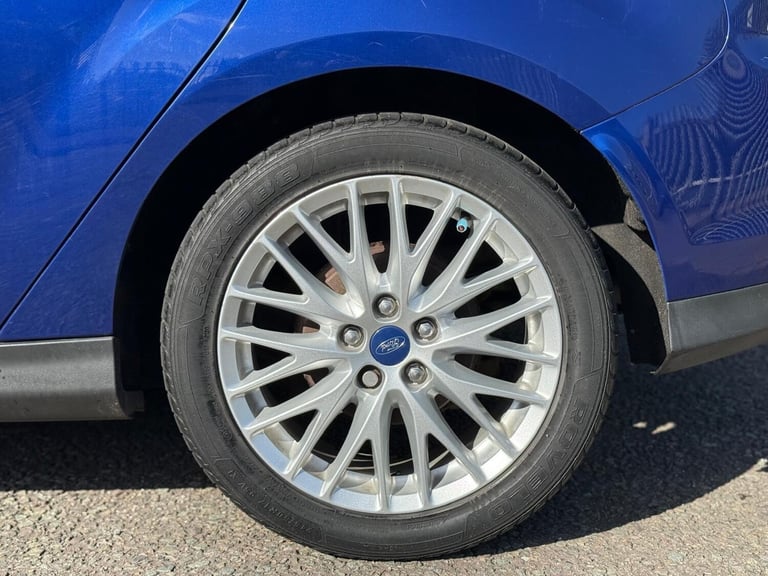 Ford Focus 1.0T EcoBoost Zetec Euro 5 (s/s) 5dr Petrol Manual
