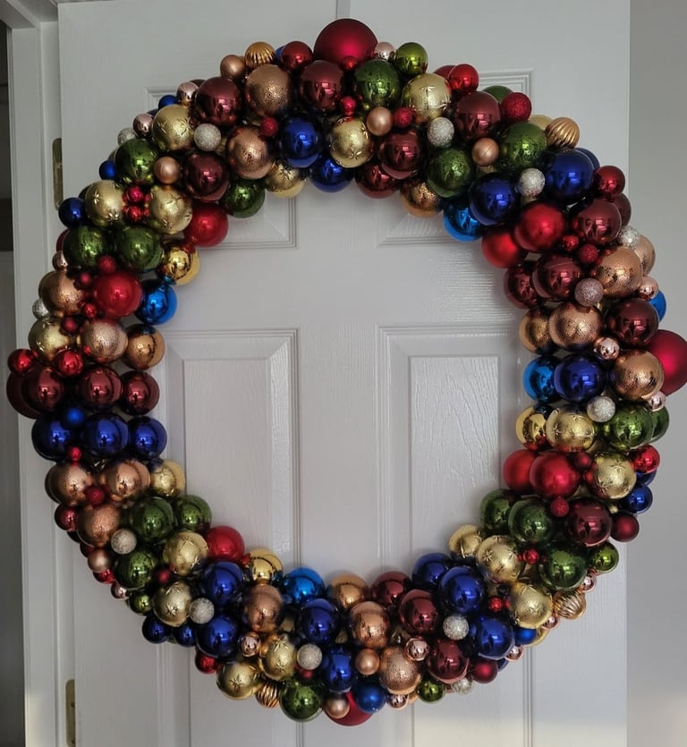 image for Large Christmas Wreath