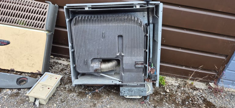 CARVER 5500A TURBO FANMASTER gas and electric heater for camper caravan motohome.