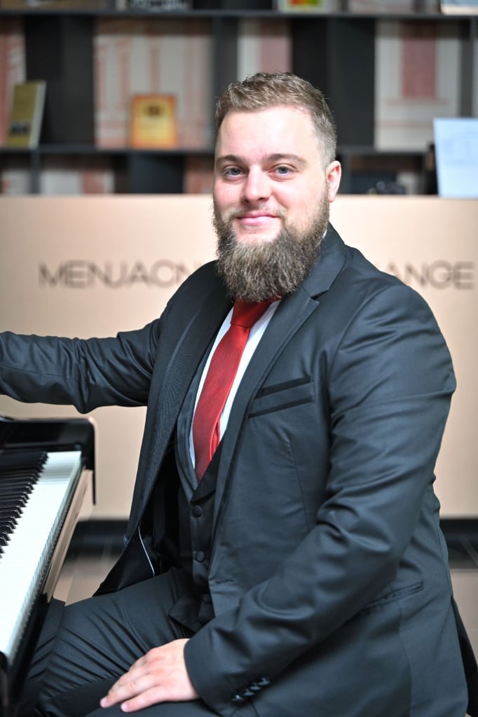 Piano Lessons with Music Theory and Harmony | FREE Trial Lesson