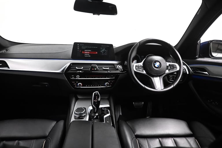2018 BMW 5 Series 2.0 520d M Sport Auto xDrive Euro 6 (s/s) 4dr SALOON Diesel Automatic