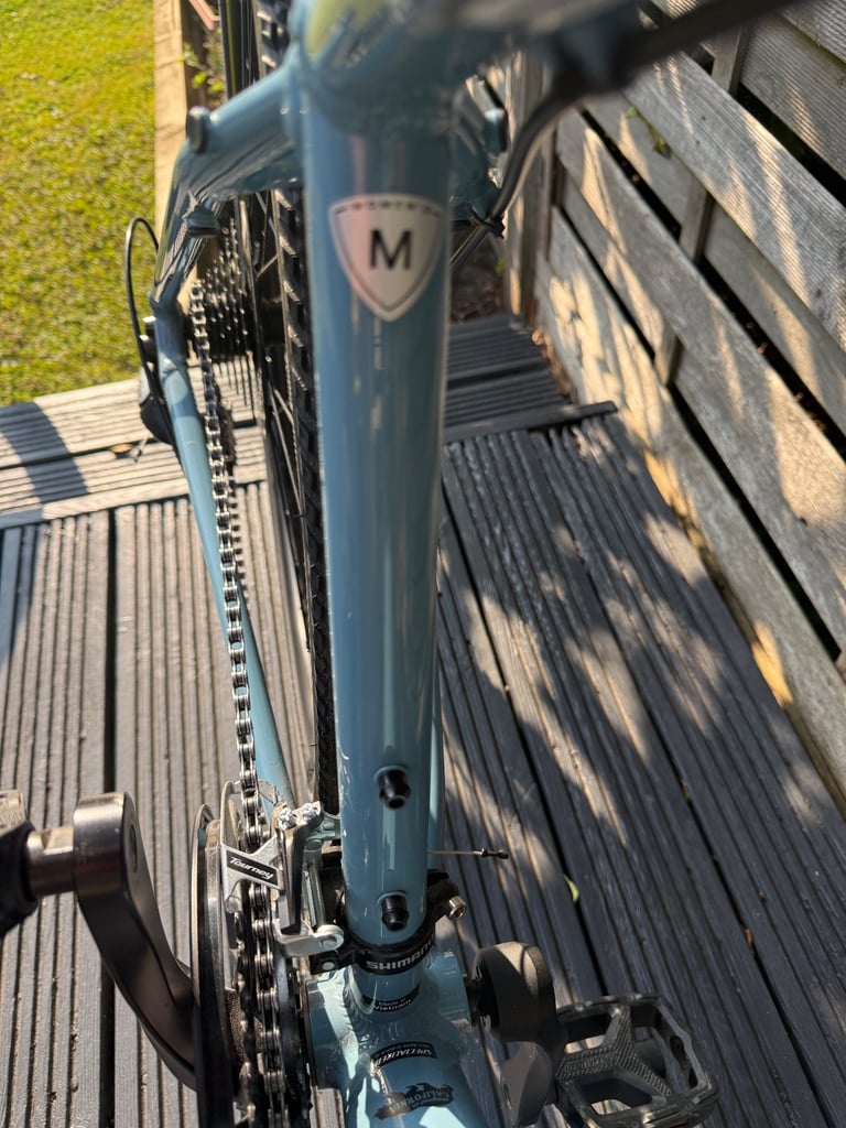 Specialized Ariel Hybrid / Mountain Bike woman’s / Girls 