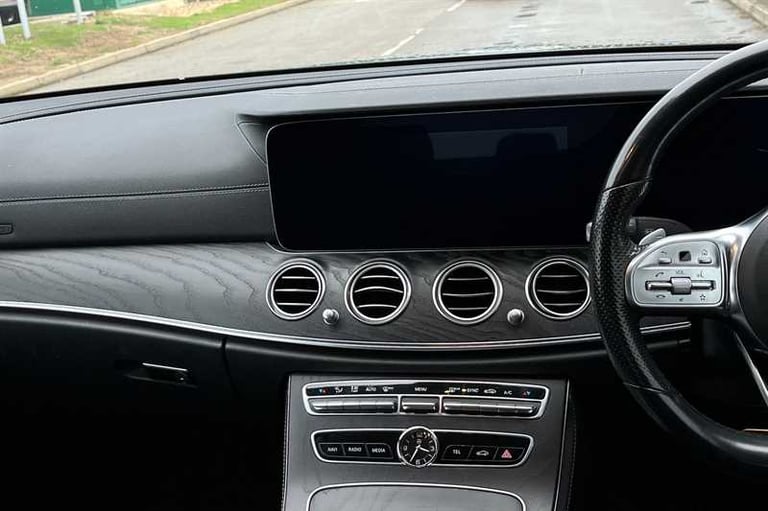 2020 Mercedes-Benz E-Class 2.0 E200 AMG Line Edition (Premium) Saloon 4dr Petrol G-Tronic+ Euro 6...