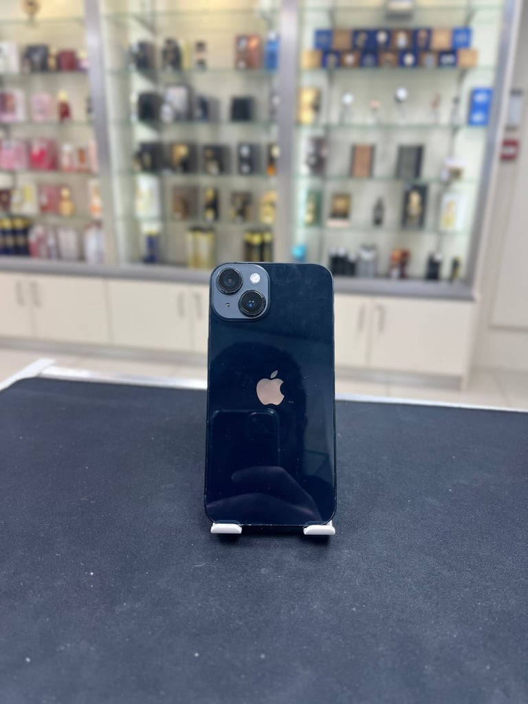 image for Apple iPhone 14 512GB Unlocked in Mint Condition