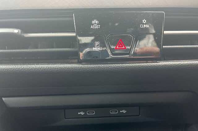 2022 Volkswagen Golf 1.5 TSI Life 5dr + 17' VENTURA + REAR TINTS Hatchback Hybrid Manual