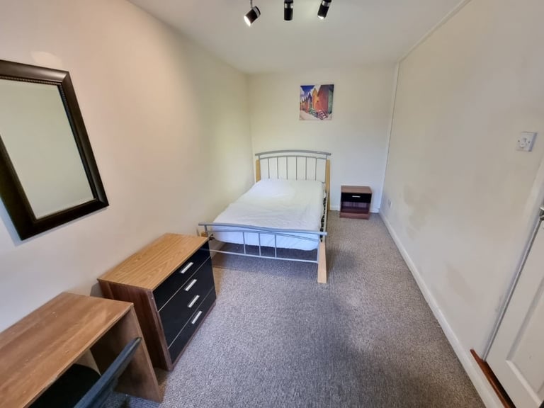 DSS FRIENDLY - Large Double Room Available in Orpington Bromley, BR5