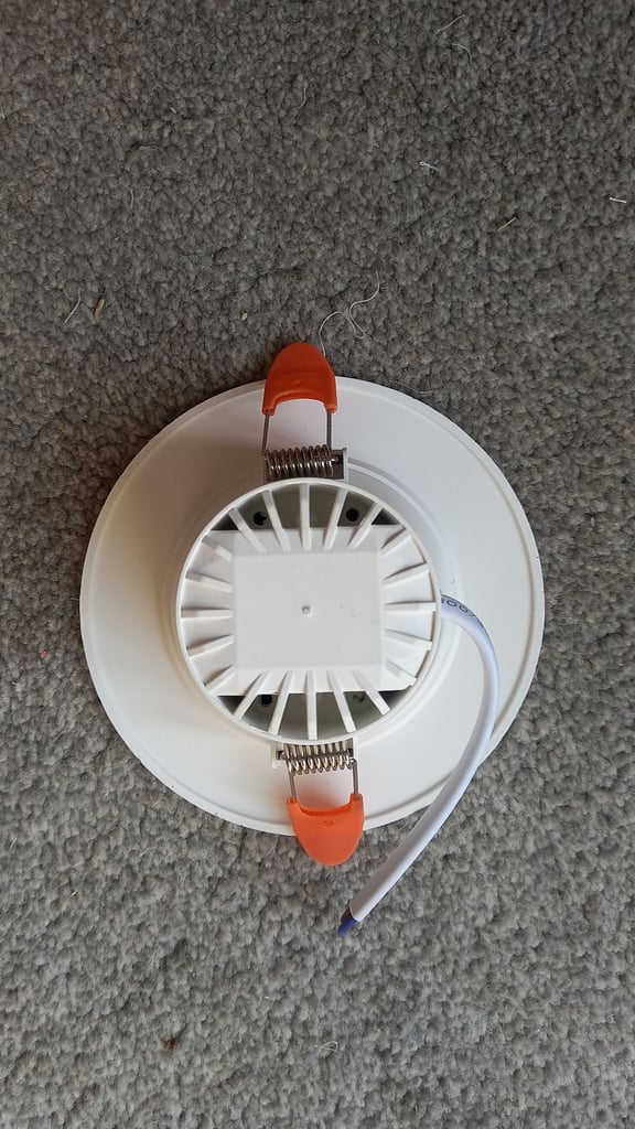 20 Smart downlights