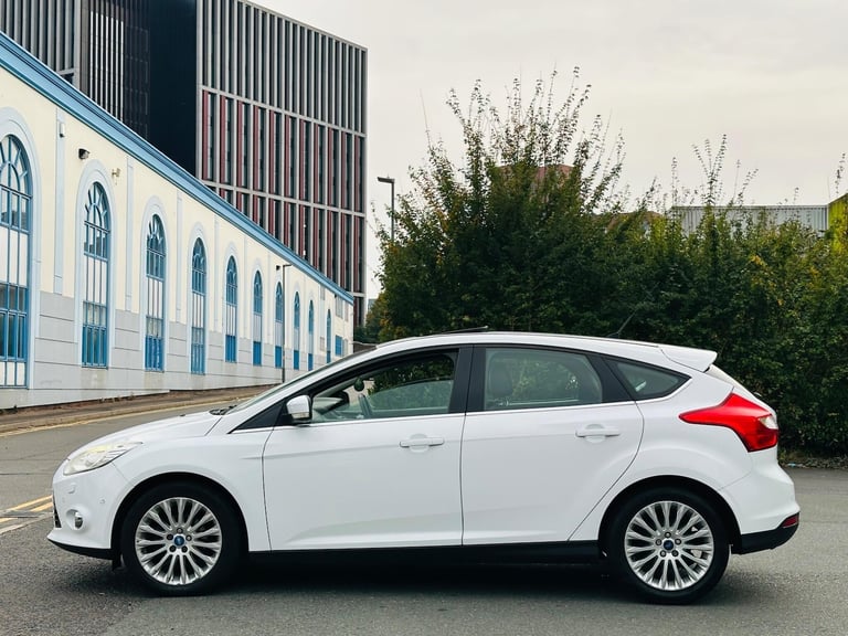 2011 Ford Focus 1.6 TDCi Titanium X Euro 5 (s/s) 5dr HATCHBACK Diesel Manual