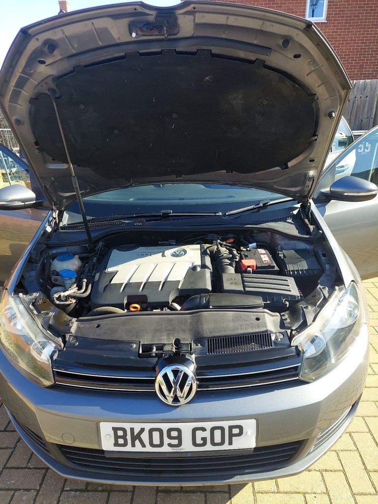 VW GOLF 2009