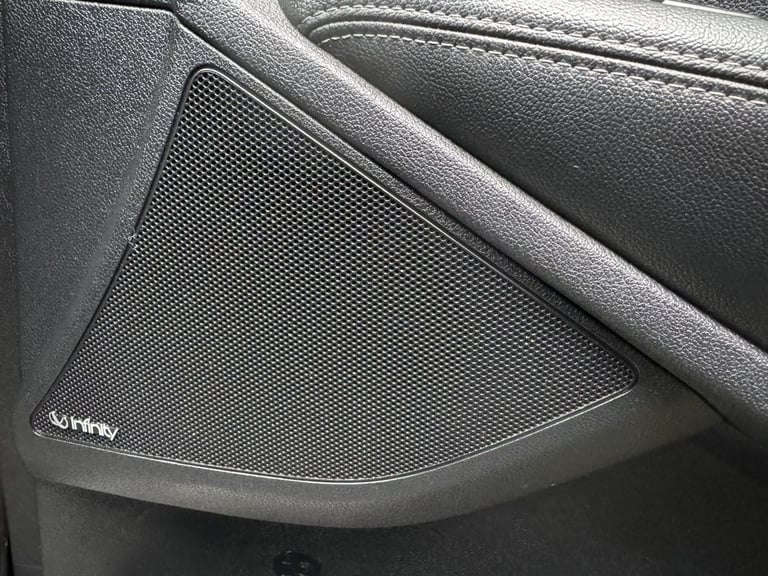 2017 Kia Sorento 2.2 CRDi KX-4 SUV 5dr Diesel Auto AWD Euro 6 (197 bhp) ESTATE Diesel Automatic