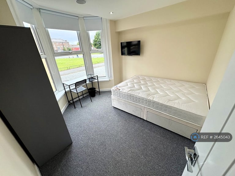 6 bedroom house in Empress Road, Liverpool, L7 (6 bed) (#2645043)