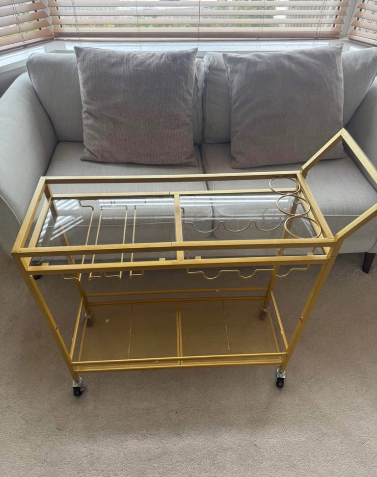 image for Gold drinks trolley