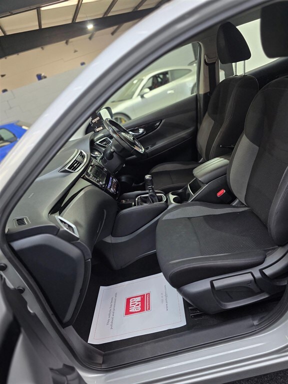 2020 Nissan Qashqai 1.3 DIG-T Acenta Premium Euro 6 (s/s) 5dr SUV Petrol Manual