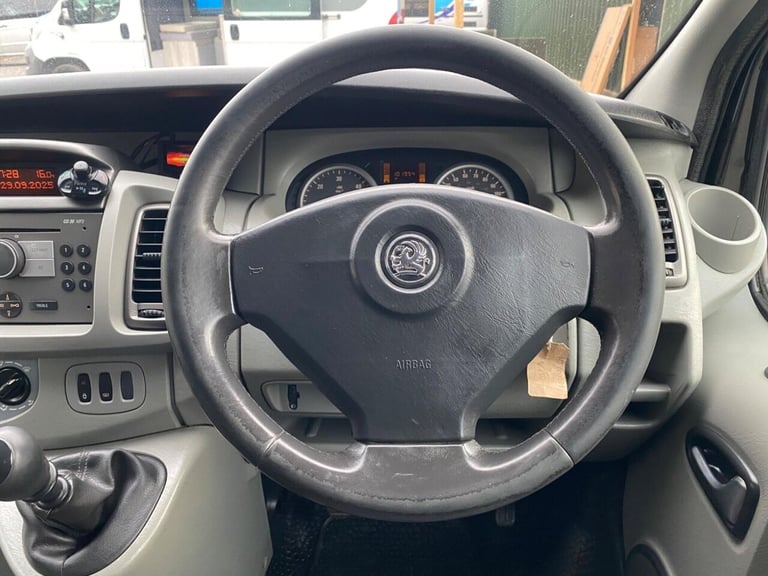 2010 Vauxhall Vivaro 2.0 CDTi Sportive FWD L1 4dr PANEL VAN Diesel Manual