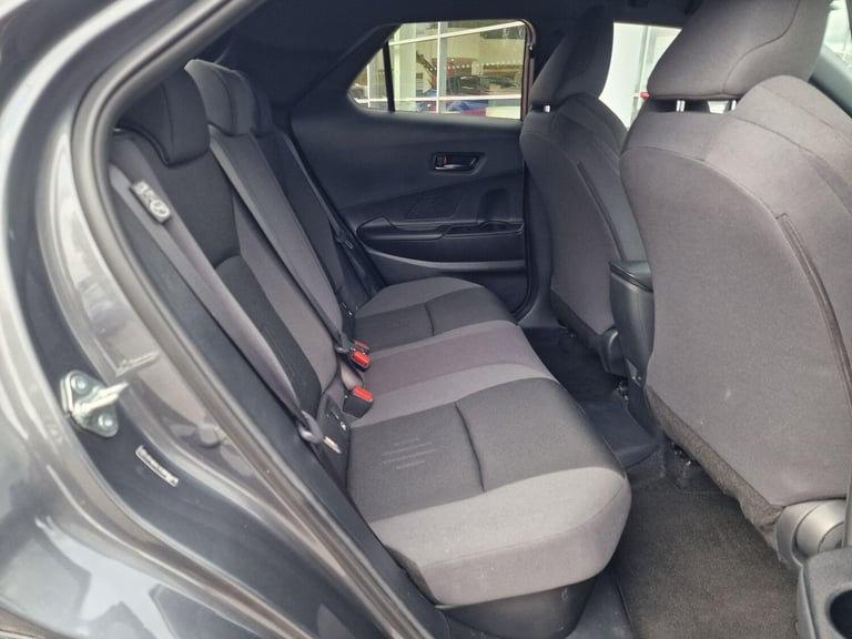 2024 Toyota C-HR 2.0 VVT 13.6kWh Design CVT Euro 6 (s/s) 5dr HATCHBACK Petrol/Electric Hybrid Aut...