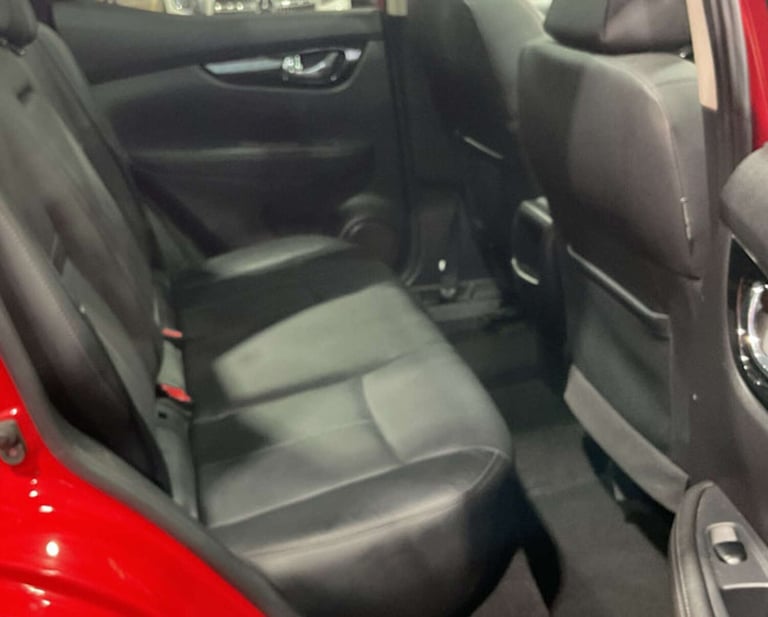 2017 Nissan Qashqai 1.6 Qashqai Tekna DiG-T 5dr SUV Petrol Manual