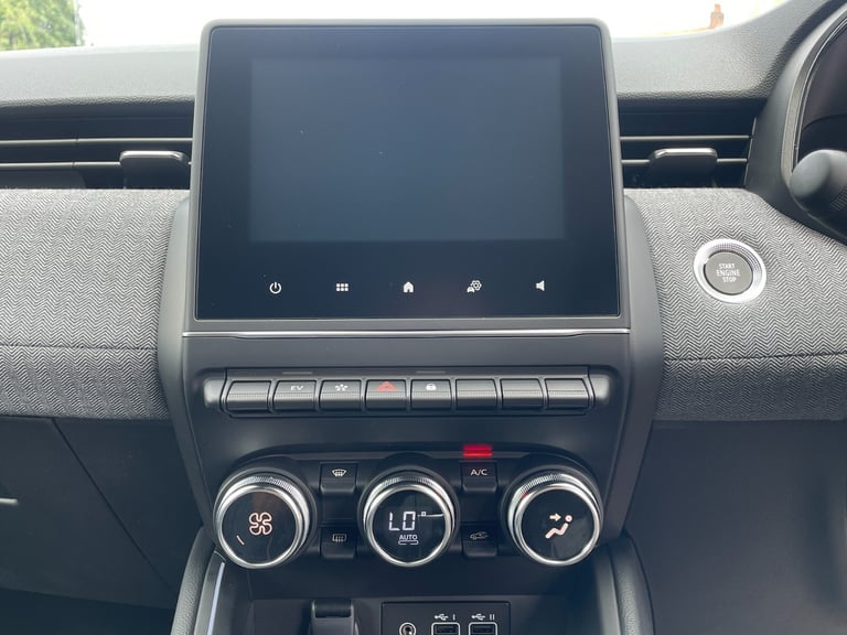2025 Renault Clio 1.6 E-TECH full hybrid 145 Techno 5dr Auto Hatchback Hybrid Automatic