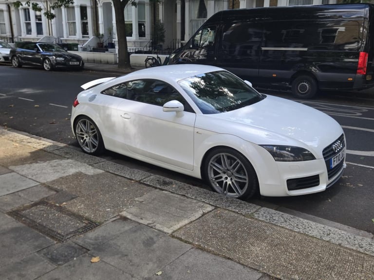 Audi, TT, Coupe, 2010, Manual, 1984 (cc), 2 doors