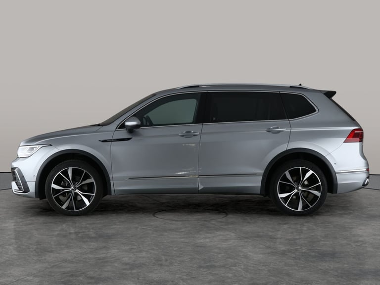 2022 Volkswagen Tiguan Allspace 1.5 TSI R-Line SUV 5dr Petrol DSG Euro 6 (s/s) (150 ps) - AUTO PA...