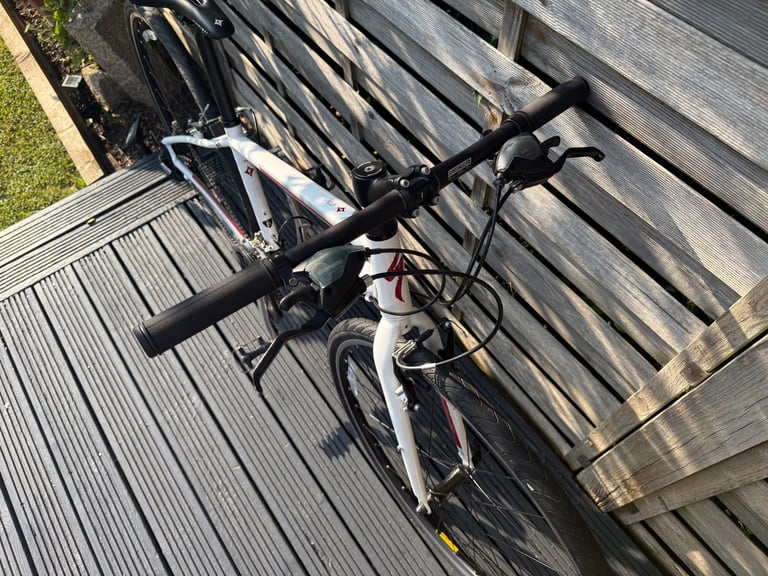 Specialized Vita Hybrid Woman’s / girls bike