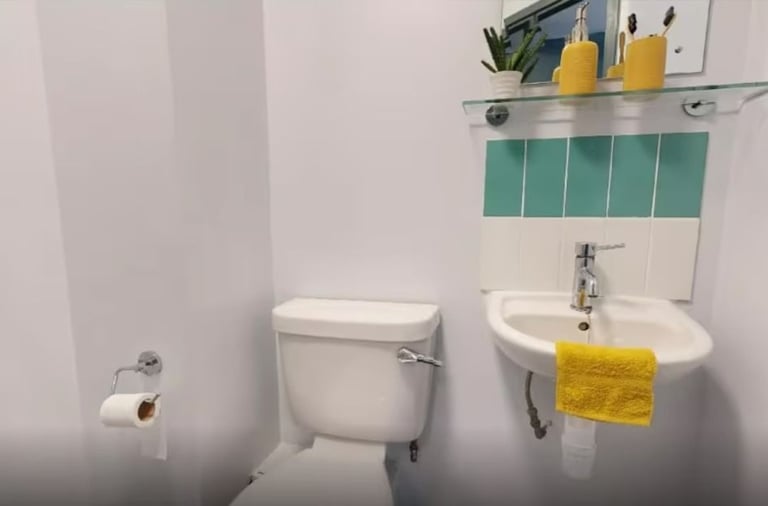 IQ Accomodation - 188/weeks - Fully Furnished - All bills included - LAST INDEPENDANT STUDIO