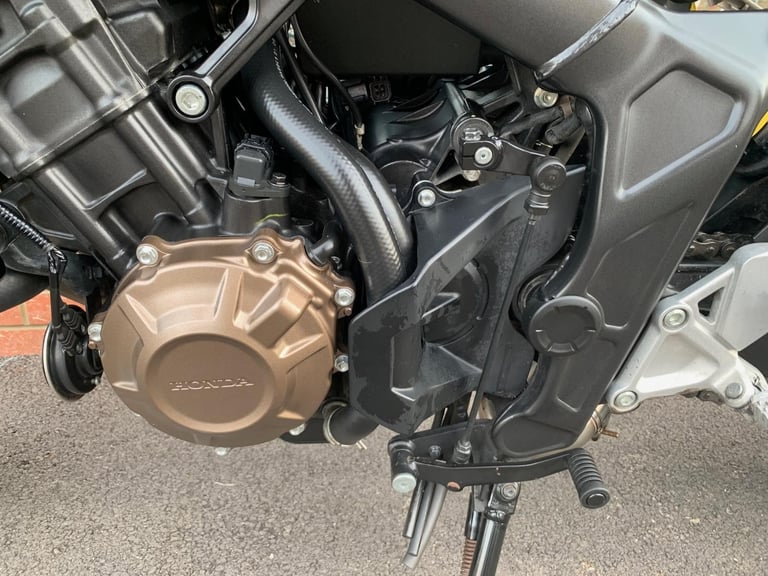 Honda CB 650 R - 1 OWNER - 2 YEAR WARRANTY