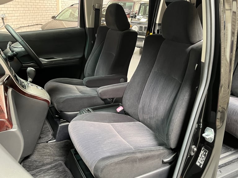 2013 13 TOYOTA VELLFIRE 3.5 V6 Z AUTOMATIC 8 SEATER - FRESH JAPANESE IMPORT