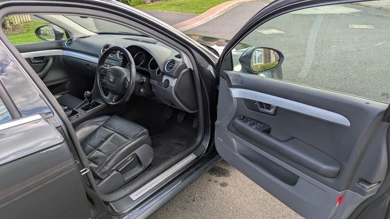 Seat Exeo 2.0TDI CR SE Tech Euro 5 Saloon 2011 (61 reg) Manual
