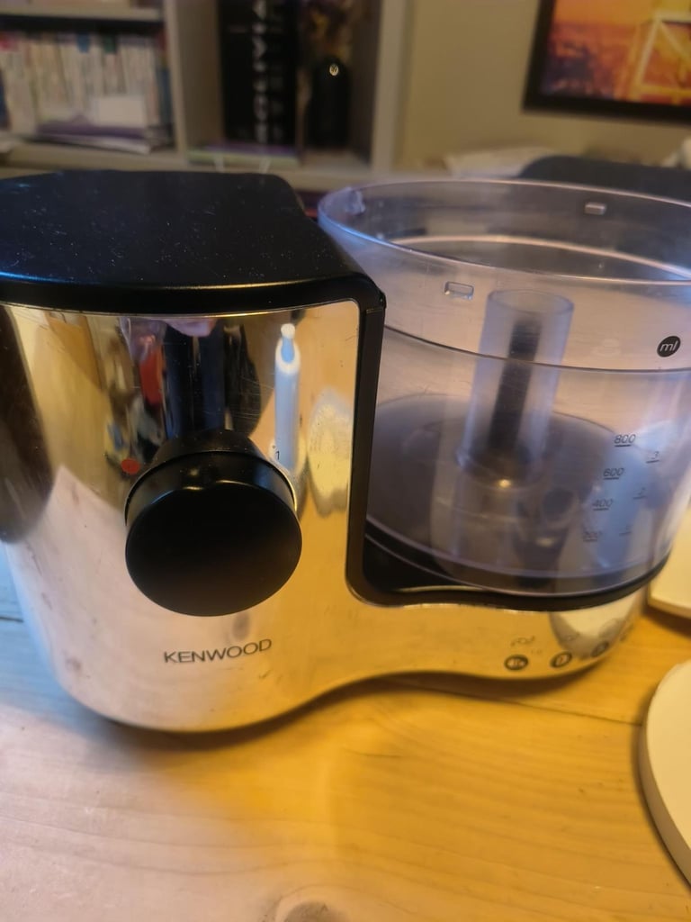 Kenwood food mixer/blender (doesn't work anymore)