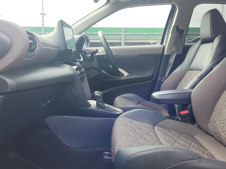 2023 Toyota Yaris 1.5 Hybrid Excel 5dr CVT Estate Hybrid Automatic
