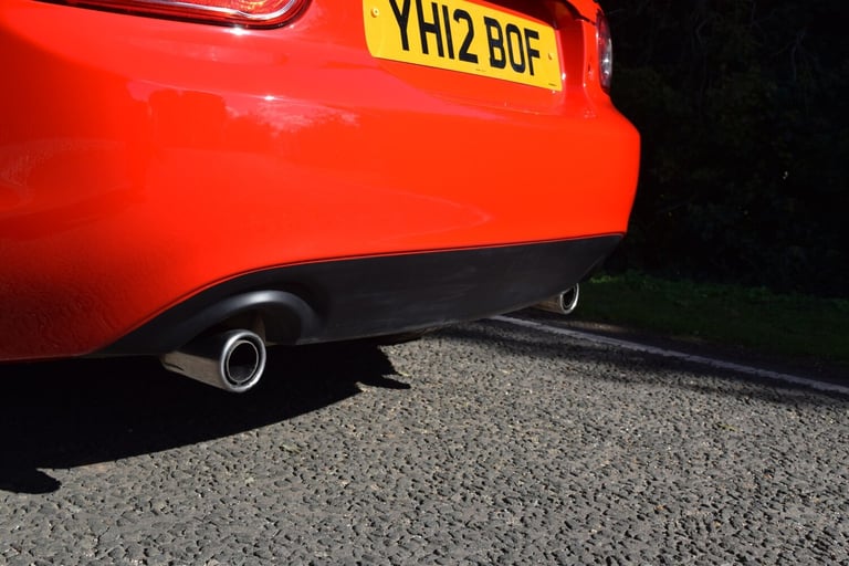 MAZDA MX-5 2.0 i Sport Tech Red Manual Petrol 2012