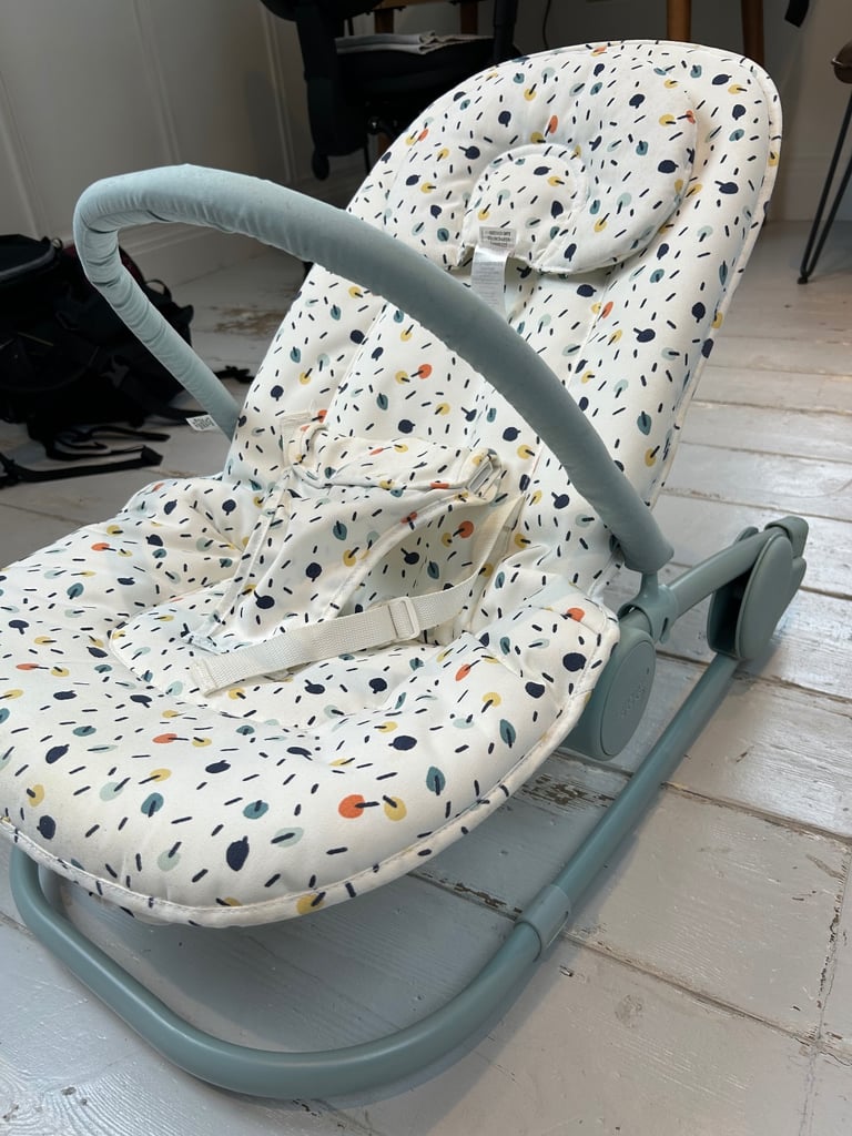 image for Baby rocker with music and vibrate