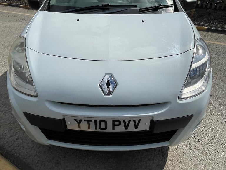 RENAULT CLIO 1.2 EXTREME PETROL 10 REG TIMING BELT REPLACED MOT APRIL 18TH 2026 LOW INSURANCE 48+MPG