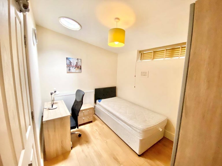 🏡 LUXURY 9 Bed House 🔥 Lincoln City Centre Location 🔥 Accredited 🏡