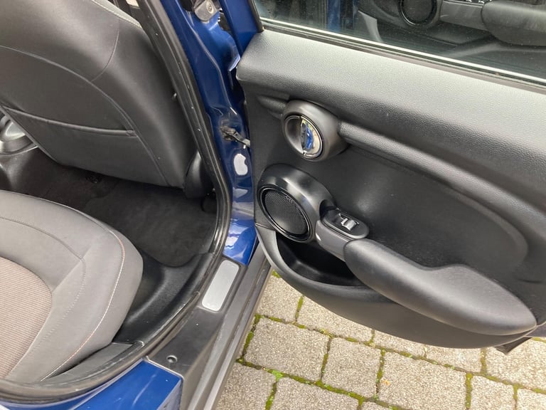 2015 MINI Hatch 1.2 One 5dr HATCHBACK PETROL Manual