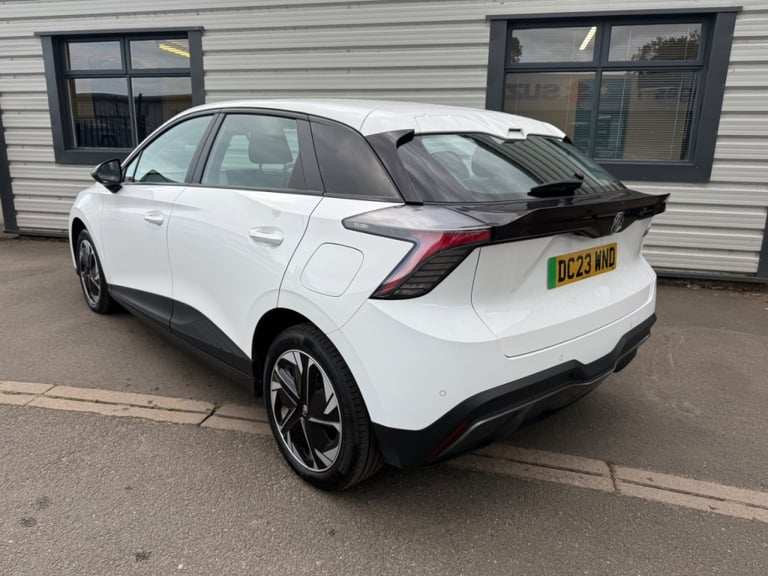  MG Motor UK Mg4 125kW SE EV 51kWh 5dr Auto Electric