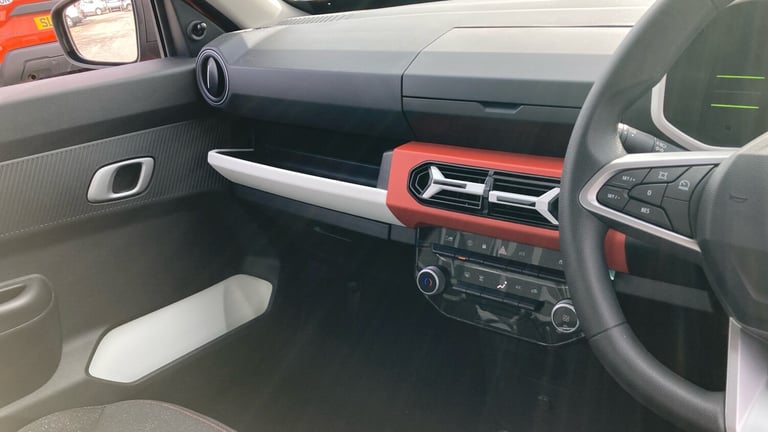 2025 Dacia Spring 27kWh Expression 65 48kW 5dr Auto Electric Hatchback Hatchback Electric Automatic