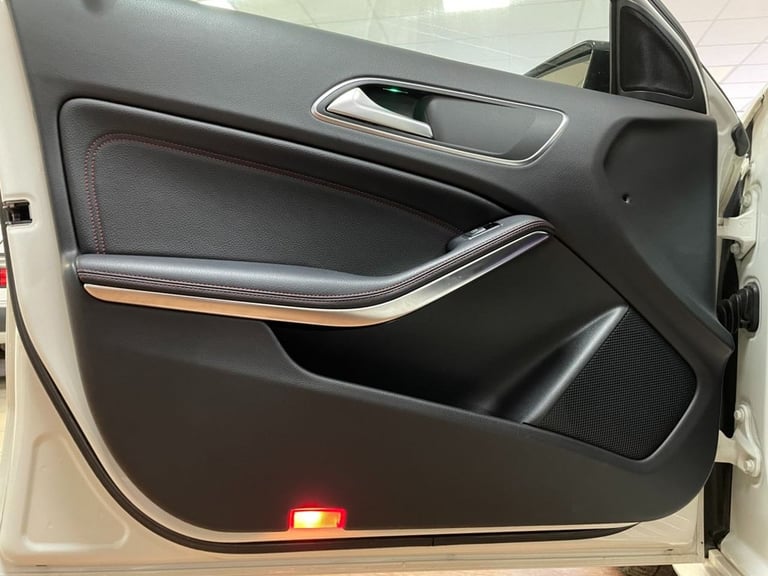 2016 Mercedes-Benz A-Class A180 AMG Line Premium 5dr HATCHBACK PETROL Manual