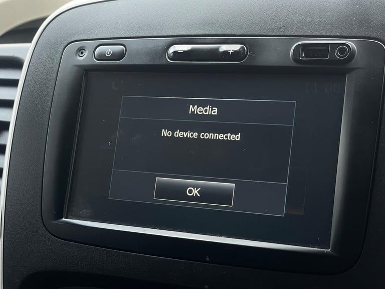 2015 Renault Trafic 1.6 dCi 29 Sport Crew Van LWB Euro 5 5dr WINDOW VAN Diesel Manual