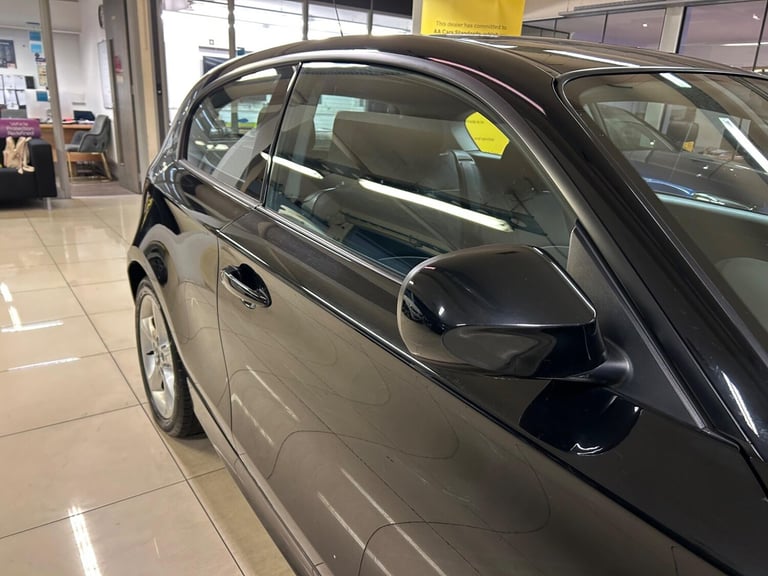 2011 BMW 1 Series 118d Sport 3dr HATCHBACK DIESEL Manual