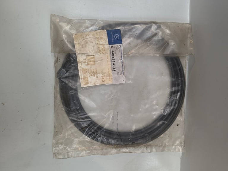 Mercedes Atigo Hydraulic Cab Tilt Pipe A 940 553 41 82