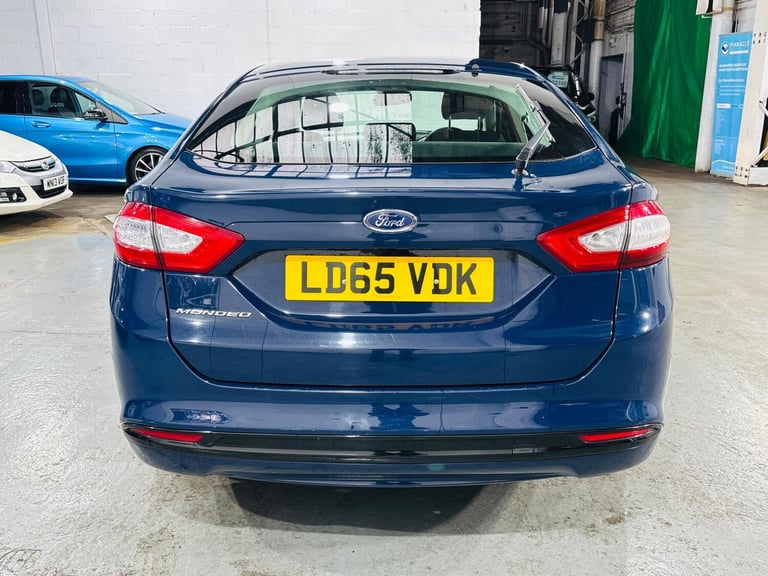 2015 Ford Mondeo 2.0 TDCi Titanium 5dr Powershift HATCHBACK DIESEL Automatic