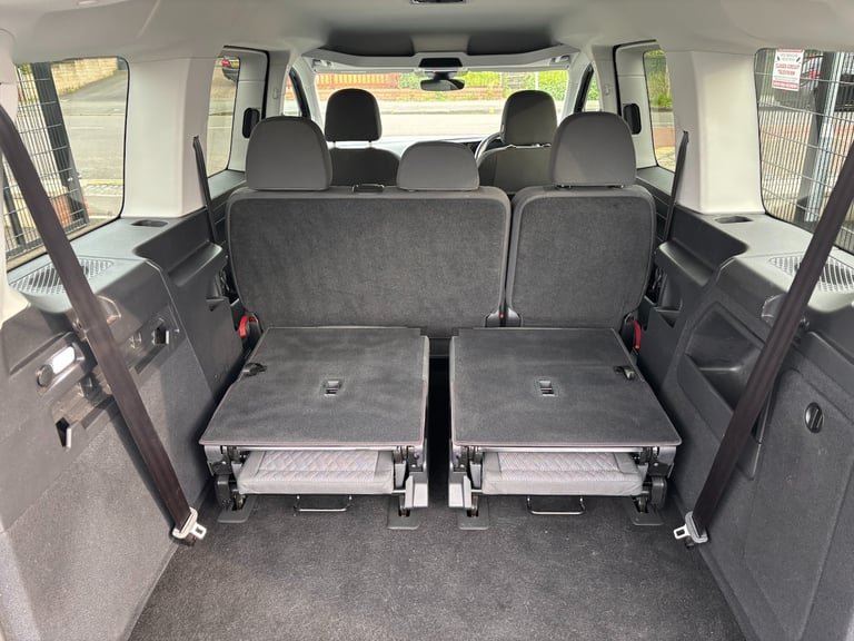 2022 Ford Tourneo Connect 2.0 EcoBlue Titanium 5dr [7 seat] MPV Diesel Manual