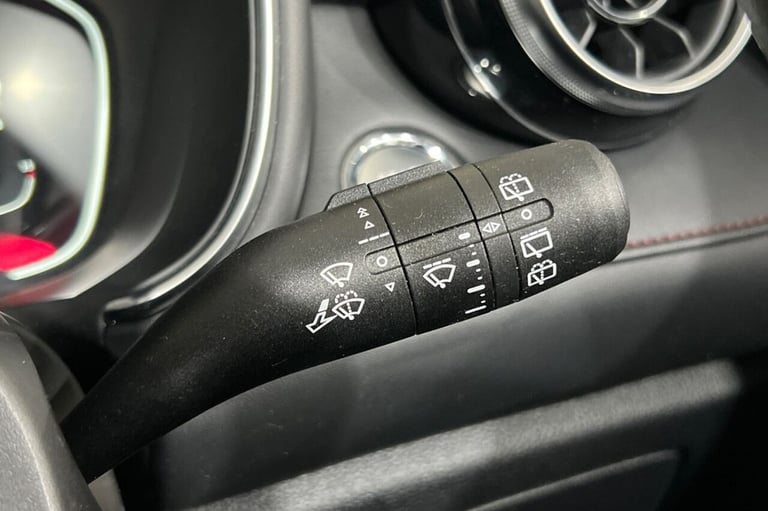 2022 72 MG MG HS 1.5 T-GDI EXCLUSIVE SUV 5DR PETROL MANUAL EURO 6 (S/S) (162 PS)